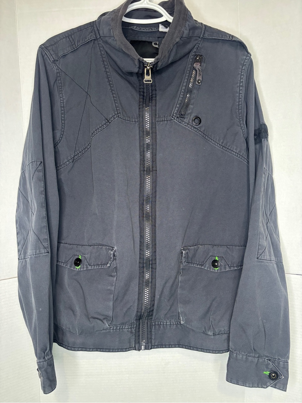 Bench Women’s Y2K Dark Distressed Charcoal Zip-Front Military Field Jacket